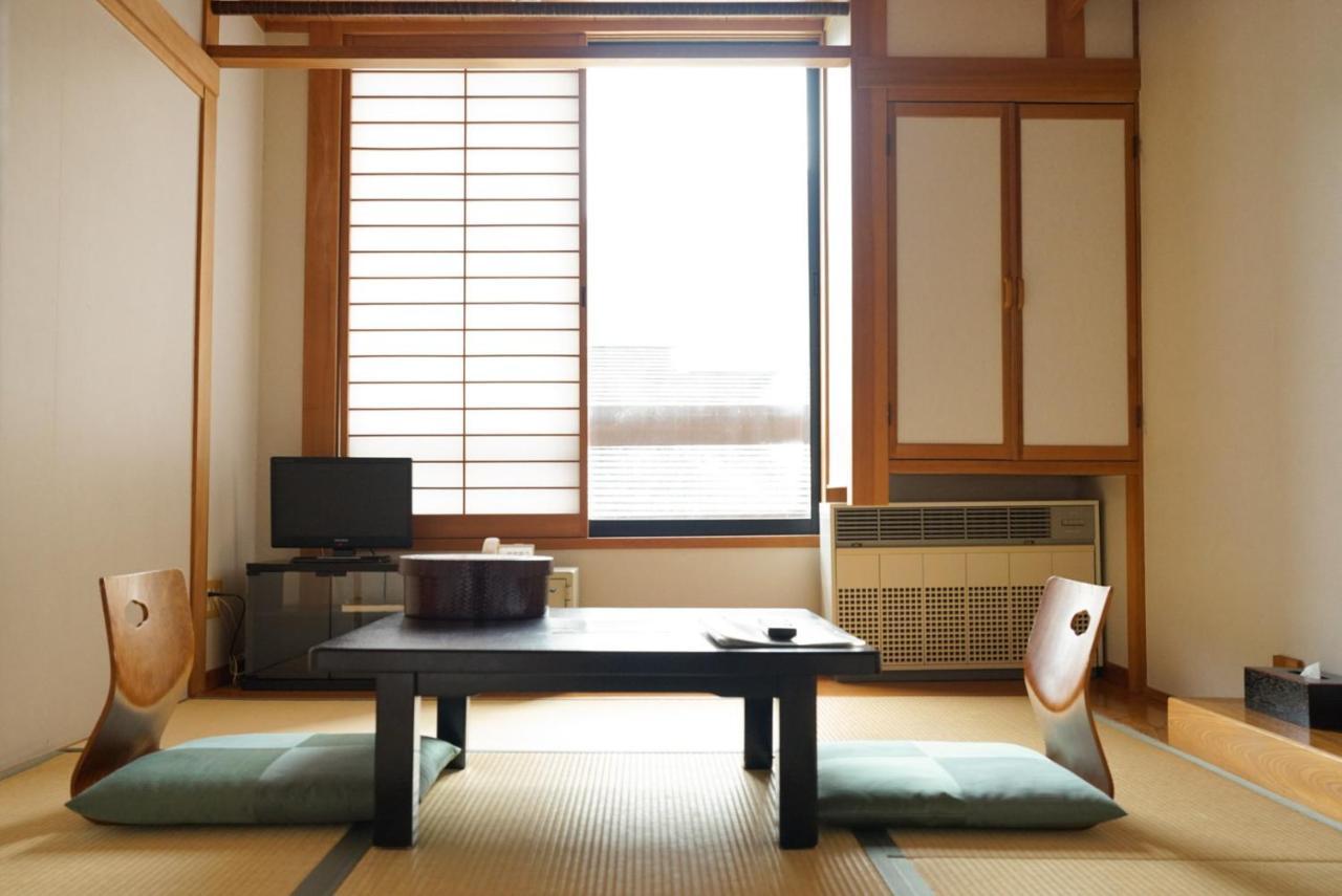 Nakanoyu Onsen